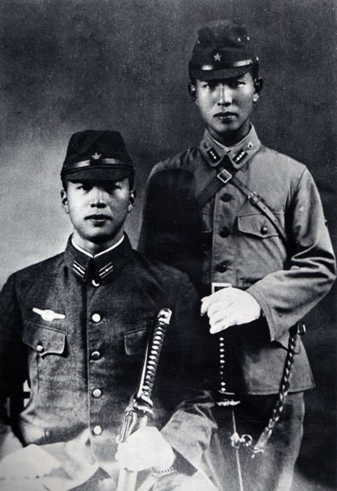 1938年6月1日之後的大日本帝國軍服 圖右 小野田寛郎 3.jpg